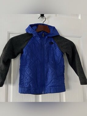 The North Face Jacket Toddler 4T Blue And Black Hooded